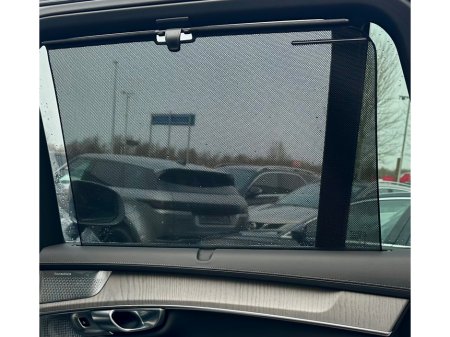 2025 Volvo XC90 - thumbnail 24