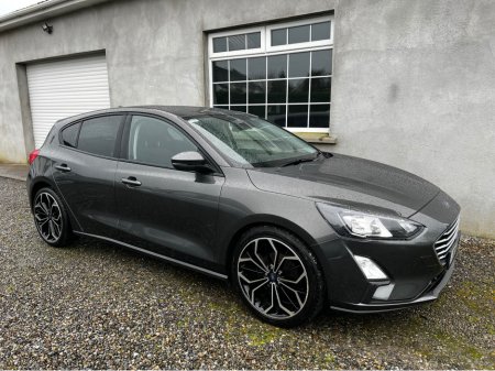 2020 Ford Focus - thumbnail 11