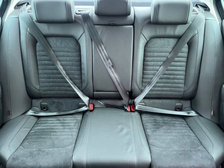 2018 Volkswagen Passat - thumbnail 12