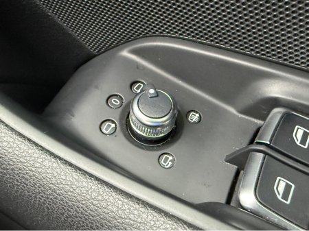 2016 Audi A3 HATCHBACK 1.4 AUTOMATIC * REAR VIEW CAMERA, PARKING SENSORS FRONT AND REAR, AUDI MULTIMEDIA, POWERED FOLDING HEATED MIRRORS, PADDLE SHIFT, ISOFIX CHILD SEAT ANCHOR POINTS, 16" ALLOYS * €15,950 thumbnail