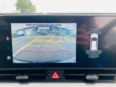 2023 Kia Sportage - thumbnail 17