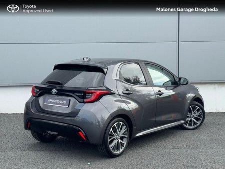 2023 Toyota Yaris - thumbnail 2