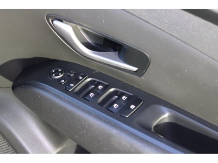 2022 Hyundai Tucson 2WD Comfort Plus €28,950 thumbnail