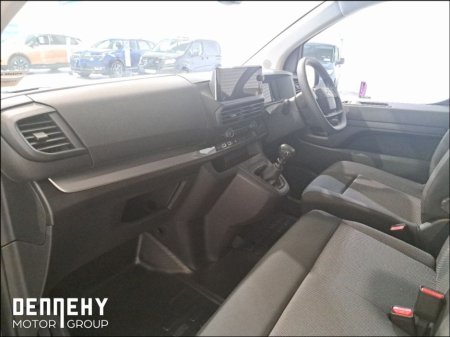 2025 Opel Vivaro Komfort - €158 P/M - 4 Yrs - 30% Deposit €36,845