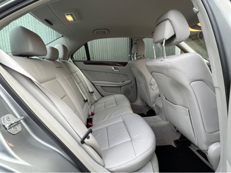 2012 Mercedes-Benz E Class 200 CDI BLUE EFFICIENCY ECO AUTO 4DR €7,950 thumbnail