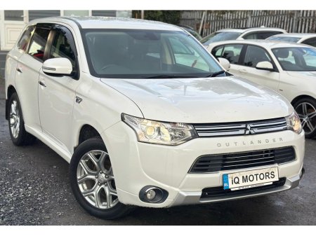 2014 Mitsubishi Outlander - €13,495