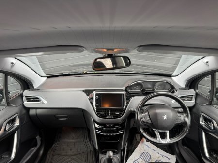 2017 Peugeot 2008 - thumbnail 9