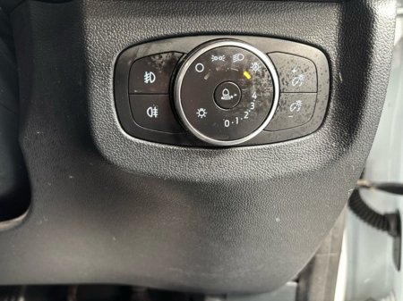 2025 Ford Courier TREND 1.5L ECOBLUE 100PS M6 FW €18,300 thumbnail