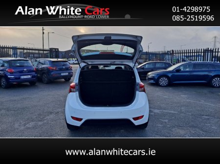 2018 Hyundai ix20 - thumbnail 9