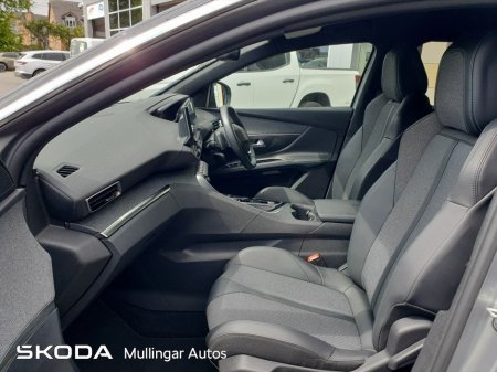 2023 Peugeot 5008 1.5 BlueHDi 130bhp Allure Auto €38,800