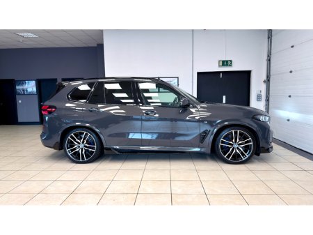 2023 BMW X5 - view 3