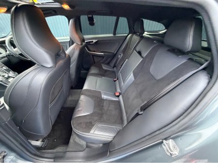 2017 Volvo V60 - thumbnail 35