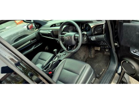 2026 Toyota Hilux - thumbnail 9