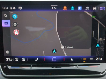 2024 Volkswagen Tiguan 2.0 TDI 150HP R-Line DSG Electric Boot €52,995 thumbnail