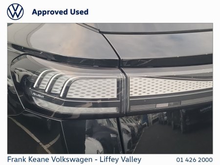 2025 Volkswagen ID.7 TOURER PRO PLUS €47,995 thumbnail