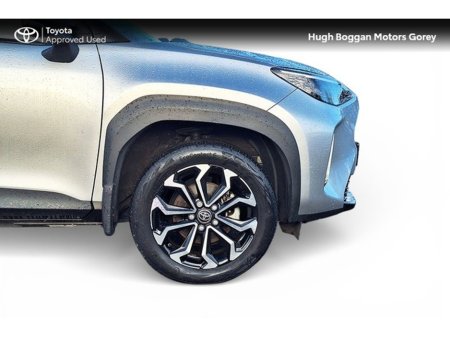 2024 Toyota Yaris Cross CROSS LUNA SPORT 4DR AUTO €30,950 thumbnail