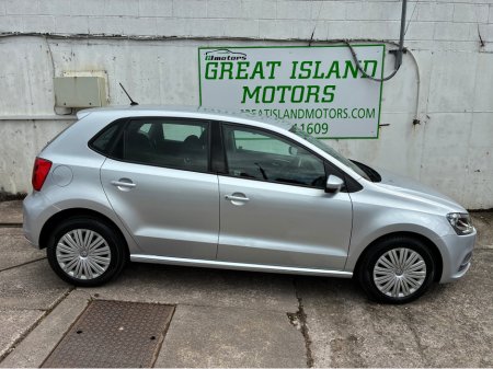 2015 Volkswagen Polo - thumbnail 4