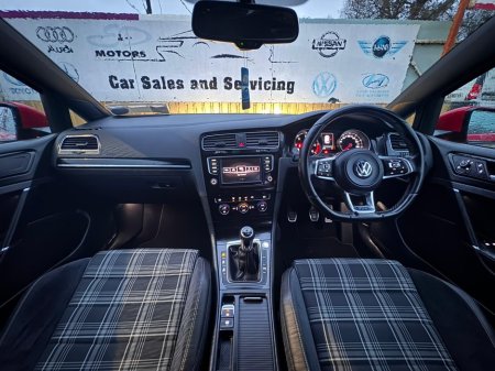 2016 Volkswagen Golf GTD 2.0 TDI MANUAL 6SPEED FWD 184BHP 5DR €16,950 thumbnail