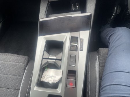 2026 Opel Grandland GRANDLAND GS 1.2 HYBRID 145BHP thumbnail