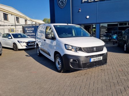 2024 Peugeot Partner 