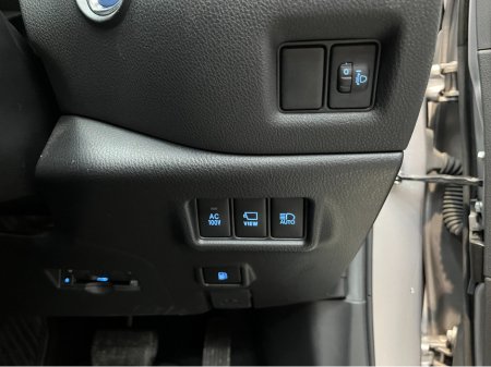 2020 Toyota C-HR - thumbnail 11