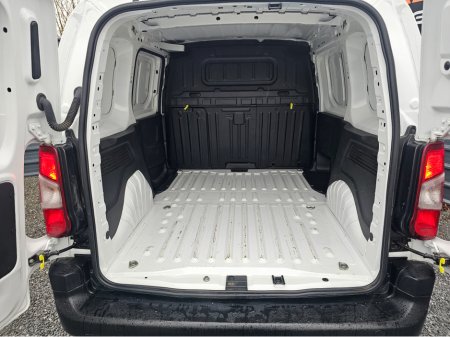 2022 Peugeot Partner ACTIVE 1.5 BLUE HDI 10 100 6.3 2DR €14,500