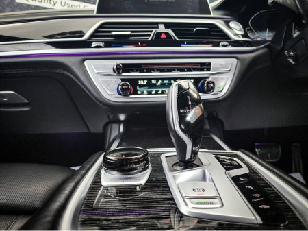 2021 BMW 7 Series M745e plug-in hybrid €49,950 thumbnail