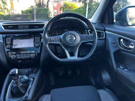 2018 Nissan Qashqai 1.5 DCI - PAN ROOF - 360 CAMERA €14,950 thumbnail