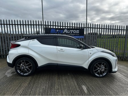 2020 Toyota C-HR - thumbnail 2
