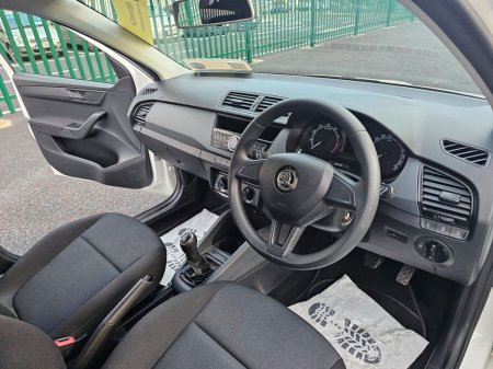 2020 Skoda Fabia 1.0 PETROL, ACTIVE MODEL, LOW MILES, NEW NCT, FULL SERVICE HISTORY, FINANCE, WARRANTY, 5 STAR REVIEWS €13,995 thumbnail