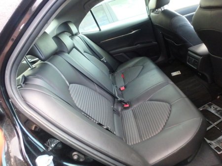 2020 Toyota Camry - thumbnail 7