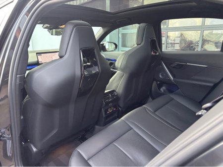 2025 BMW M5 M5 4.4 V8 727 BHP PLUG-IN HYBRID €127,900 thumbnail