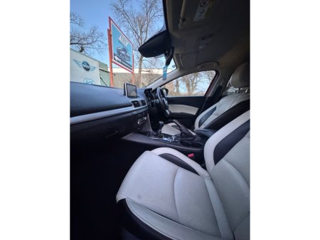 2014 Mazda Mazda3 2.2 D PLATINUM SPORT NAV 5DR €6,999 thumbnail
