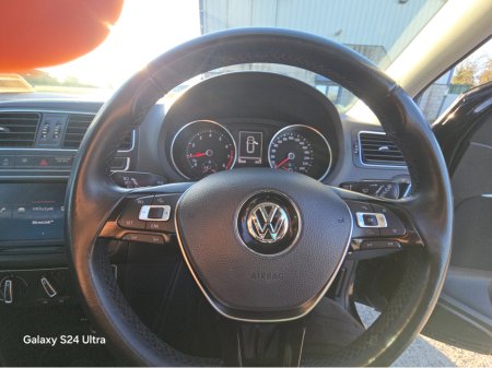 2015 Volkswagen Polo - thumbnail 12