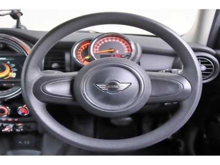 2016 MINI Hatch - thumbnail 17