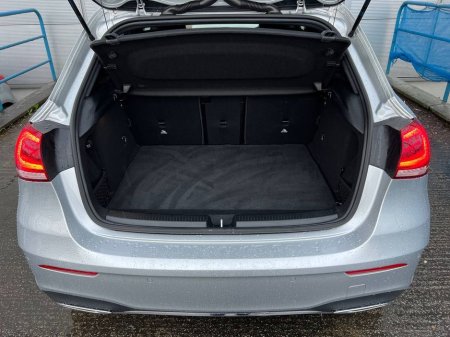 2019 Mercedes-Benz A Class A180 AMG-LINE PREMIUM PLUS 1.3 // VIRTUAL COCKPIT // AMG-LINE HEATED SPORT SEATS // 18" DIAMOND CUT ALLOYS €25,950 thumbnail