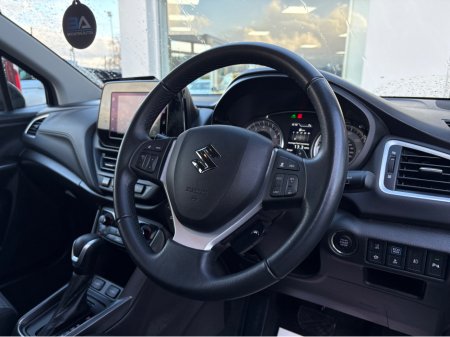 2024 Suzuki SX4 S-Cross 1.5 MOTION HEV 115PS 5 €29,999 thumbnail