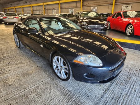 2006 Jaguar XK AUTO// STUNNING LOW MILEAGE EXAMPLE// FULL SERVICE HISTORY//FINISHED IN BLACK METALLIC WITH BEIGE LEATHER INTERIOR €24,950