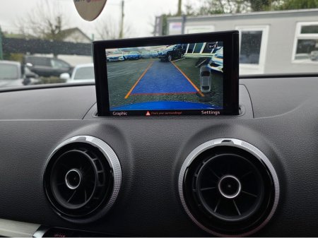 2016 Audi S3 - thumbnail 16