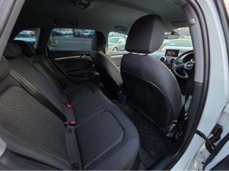 2019 Audi A3 ( 192 ) 1.4 SPORTS EDITION NAVI VIRTUAL CLOCKS ANDROID AUTO CARPLAY BLIND SPOT LANE ASSIST REAR TRAFFIC ASSIST €19,950 thumbnail