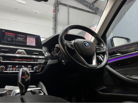 2018 BMW 5 Series ONLY €22950! 2018 BMW 520D 523D LUXURY 2.0 AUTOMATIC / CRUISE CONTROL / 360° PARKING CAMERA / ELECTRIC MEMORY HEATED & MASSAGING SEATS / HEATED REAR SEATS / AMBIENT LIGHTS €22,950 thumbnail