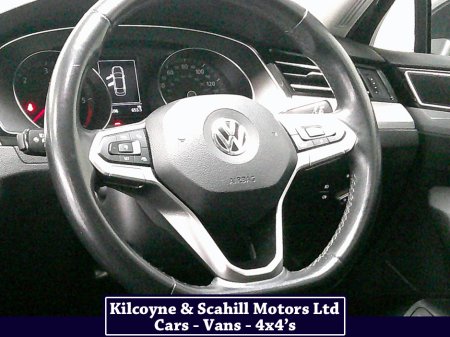 2020 Volkswagen Passat - thumbnail 19