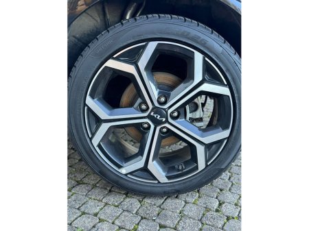 2024 Kia Niro HEV K3 5DR Auto €33,888 thumbnail