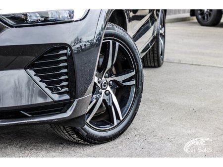 2022 Volvo XC60 - thumbnail 2