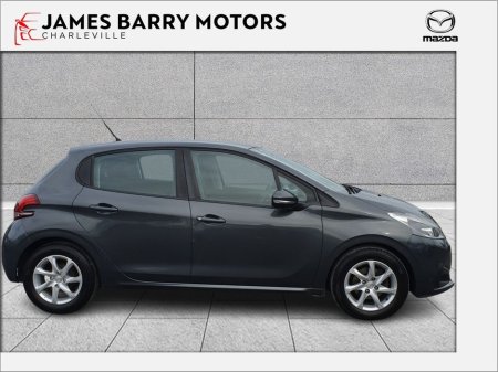 2016 Peugeot 208 - thumbnail 5