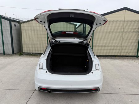 2014 Audi A1 - thumbnail 8