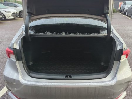 2021 Toyota Corolla FRESH SELECTION OF TRADE-INS COROLLA HYBRID LUNA SP SPORT 4DR AUTO thumbnail