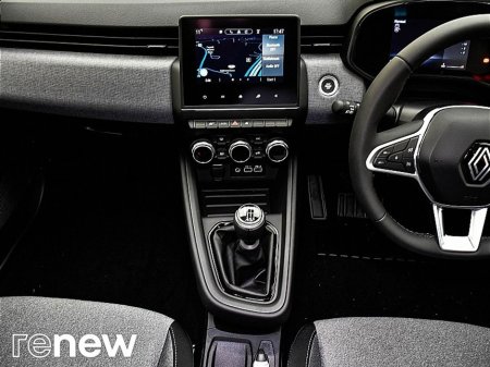 2025 Renault Clio - thumbnail 22