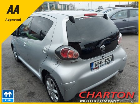 2014 Toyota Aygo - thumbnail 9