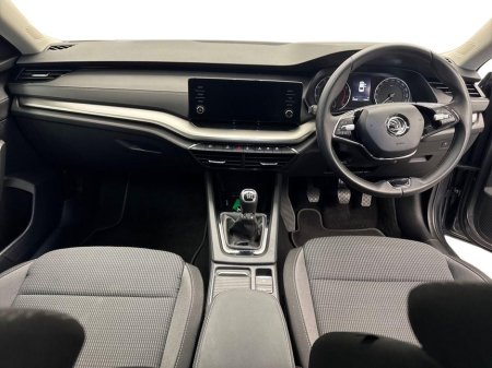 2023 Skoda Octavia - thumbnail 8